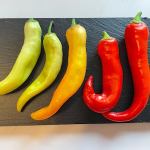 Sweet Banana Pepper Seeds