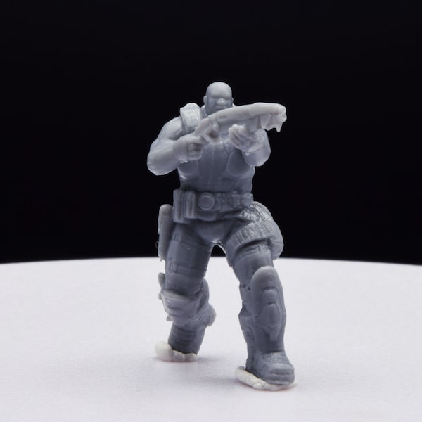 Gears Of War Augustus Cole Winter Ot Miniature - TheSTLSmith - 3D Printed with high quality resin for Skirmish/D&D games