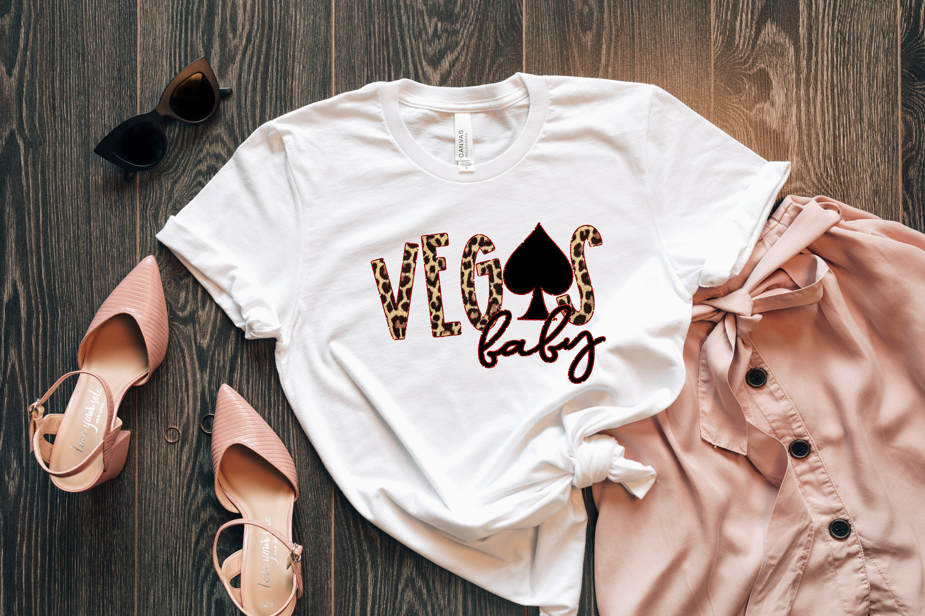 Las Vegas Aces Women XL Short Sleeve Screened "OVERTIME" V-neck T- shirt C1 3707