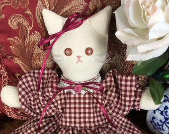 Corazon Cat Cloth Doll