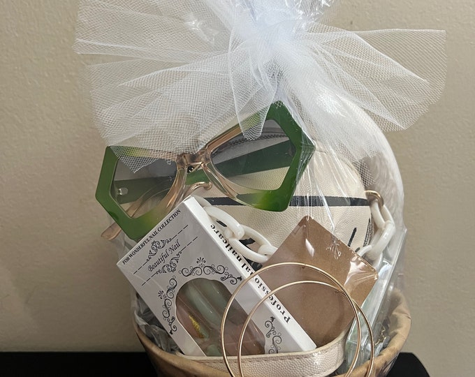 Cream B-Ball Gift Basket