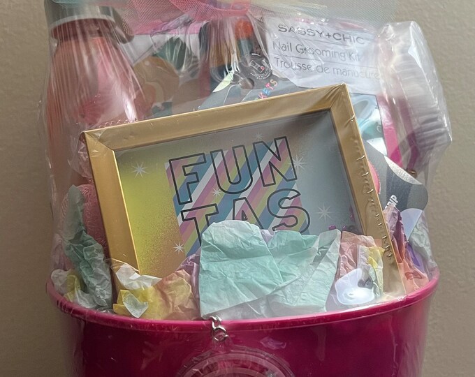 Good Vibes Tween/Teen Gift Basket (Hot Pink)