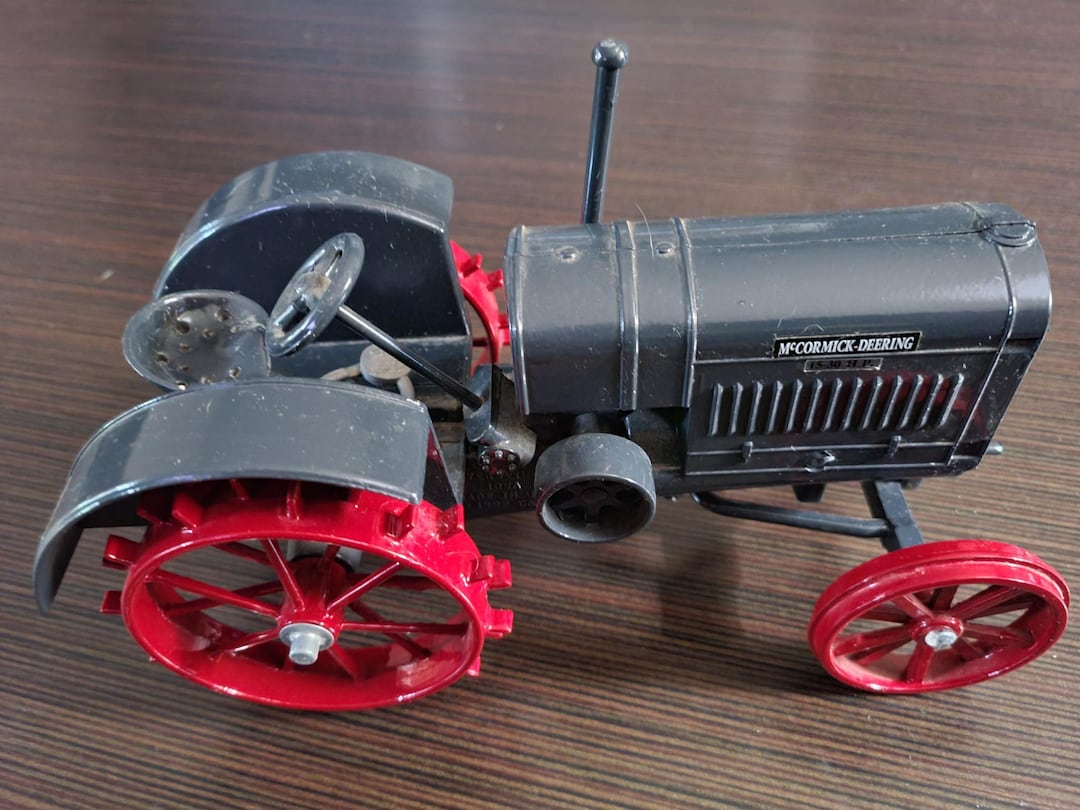 Deering Scale Mccormick-deering 15-30 1/16 Scale Joseph J. Ertl Farm Tractor W/box - Etsy