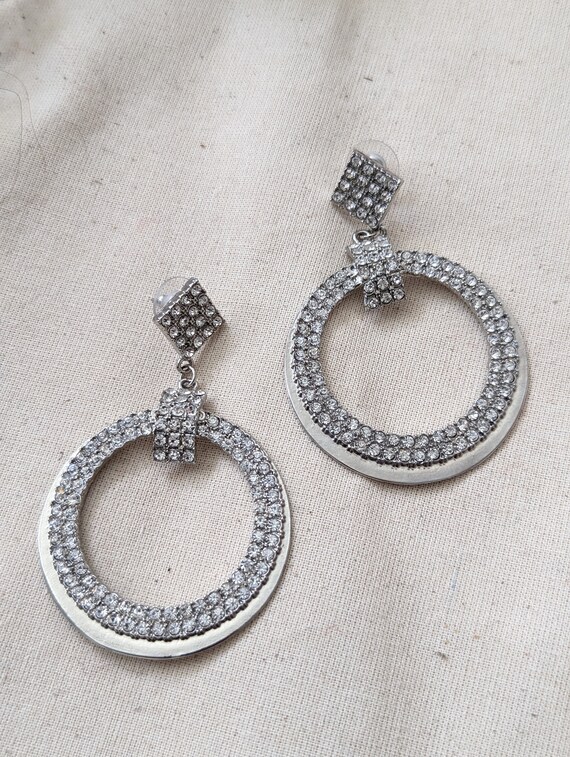 90s Rhinestone Hoop Dangle Earrings - image 6