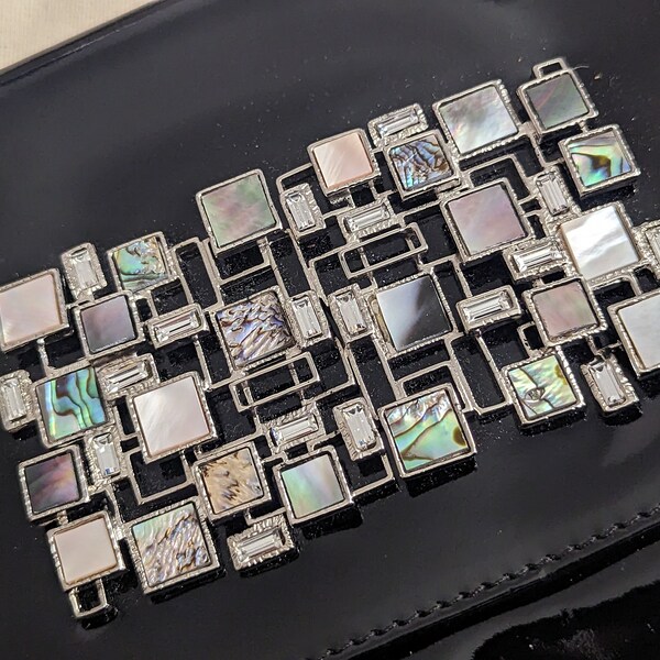 00 Black Clutch Purse with Burtalist Detail