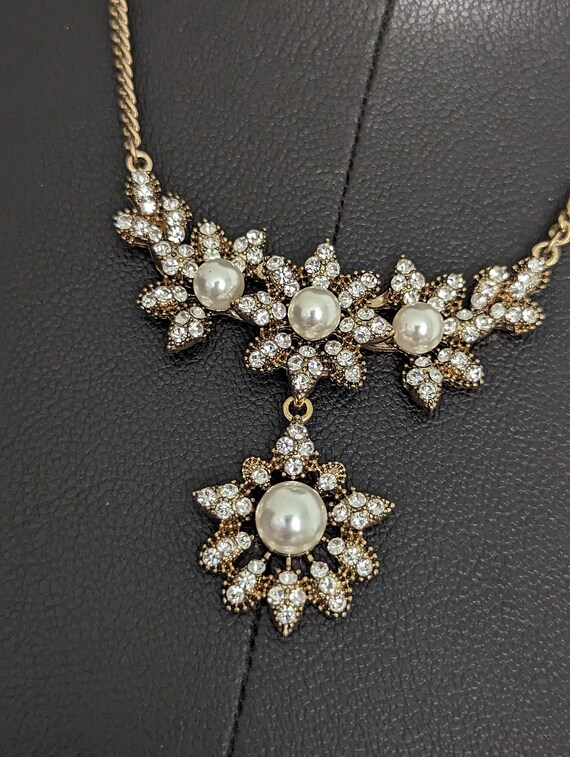 Vintage Snowflake Rhinestone Necklace - image 5
