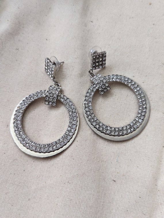 90s Rhinestone Hoop Dangle Earrings - image 5