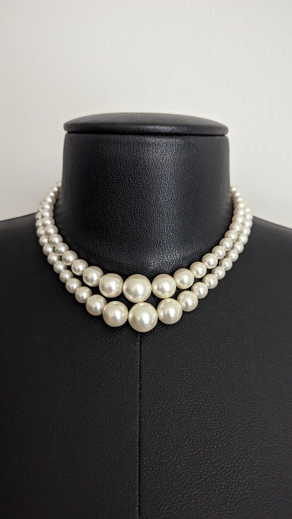 50s Double Strand White Pearls Necklace