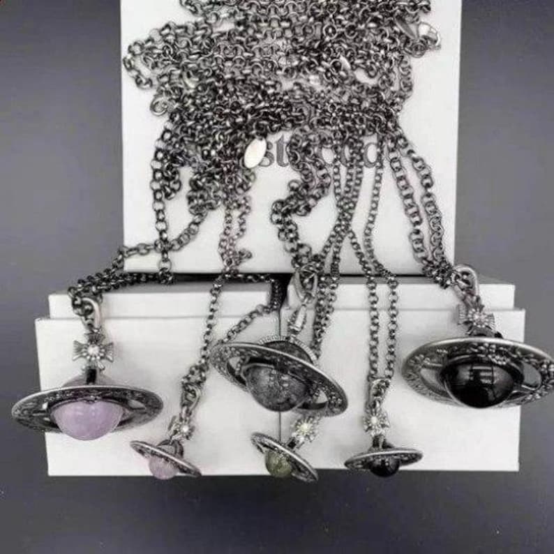 Collier de style Vivienne Westwood briquet dorbe nana Etsy France