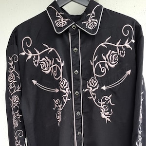 Vintage Scully Embroidered Western Shirt Men&#39;s S/M Snap Shirt With Contrasting Piping
