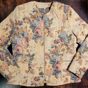 vintage à fleurs tragen