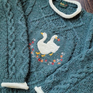 Suéter de lã vintage Bracken Countrywear com padrão de ganso e bordado de flores
