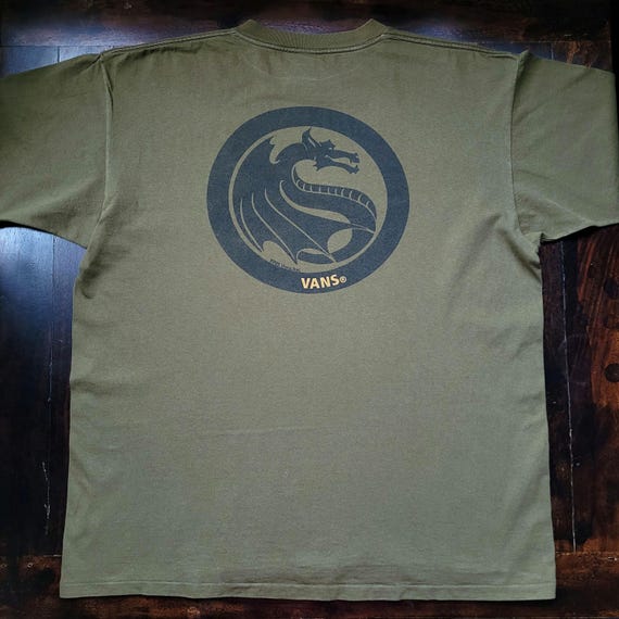 Vintage Rare 1995 Vans Dragon Graphic T-shirt Size L/XL Made in