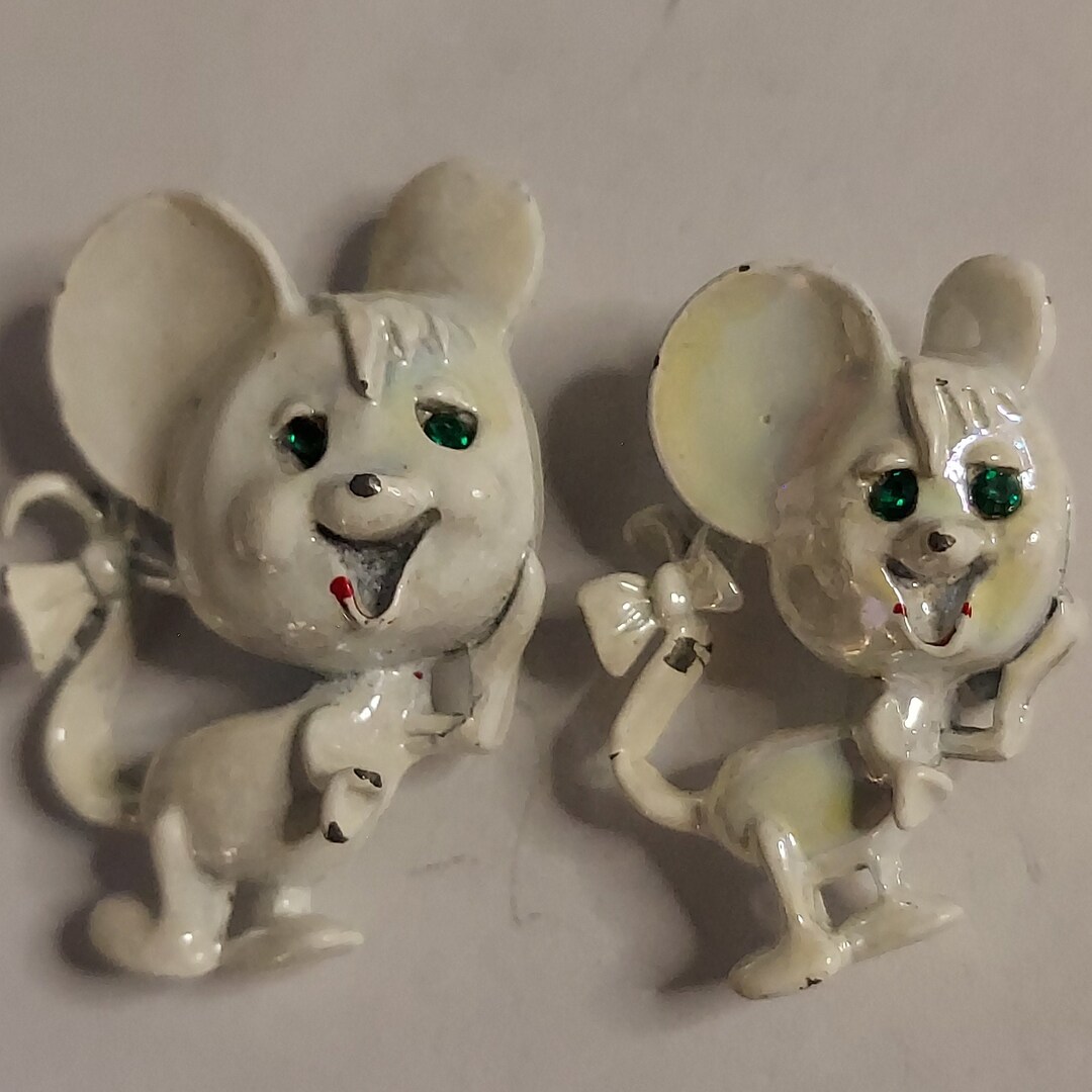 Two Vintage White Mice mouse Pins / Brooches - Etsy
