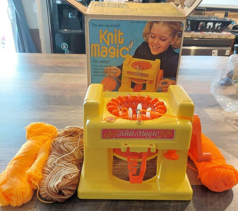 Knit Magic 1974 Mattel Original Box Yarn Groovy Etsy