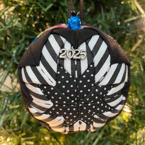 2025 Alice-Inspired Quilted Christmas Ornament (Optional Charm)