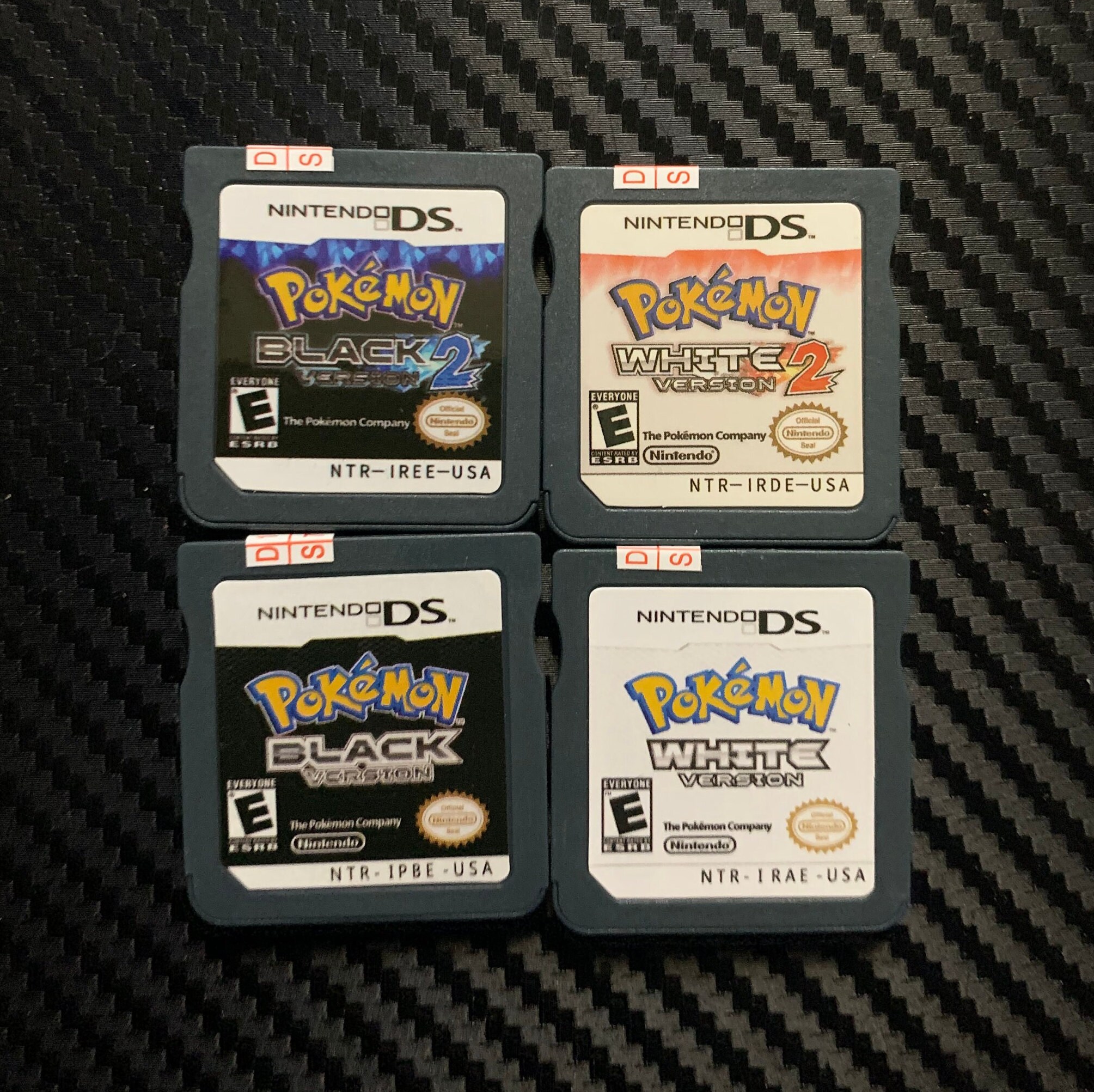 Pokemon Gen V black 2 / White 2 Nintendo DS Reproduction