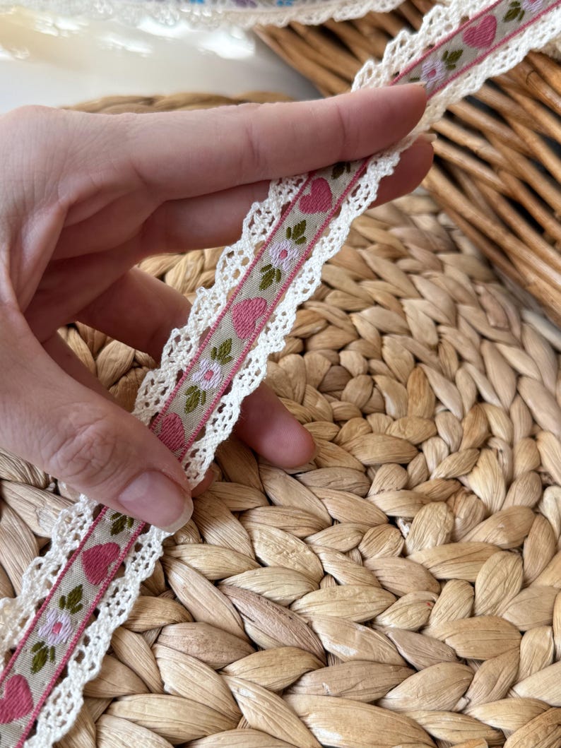 Mirrored Crochet Cotton Lace Trim, Vintage Beige Style, Grosgrain ...