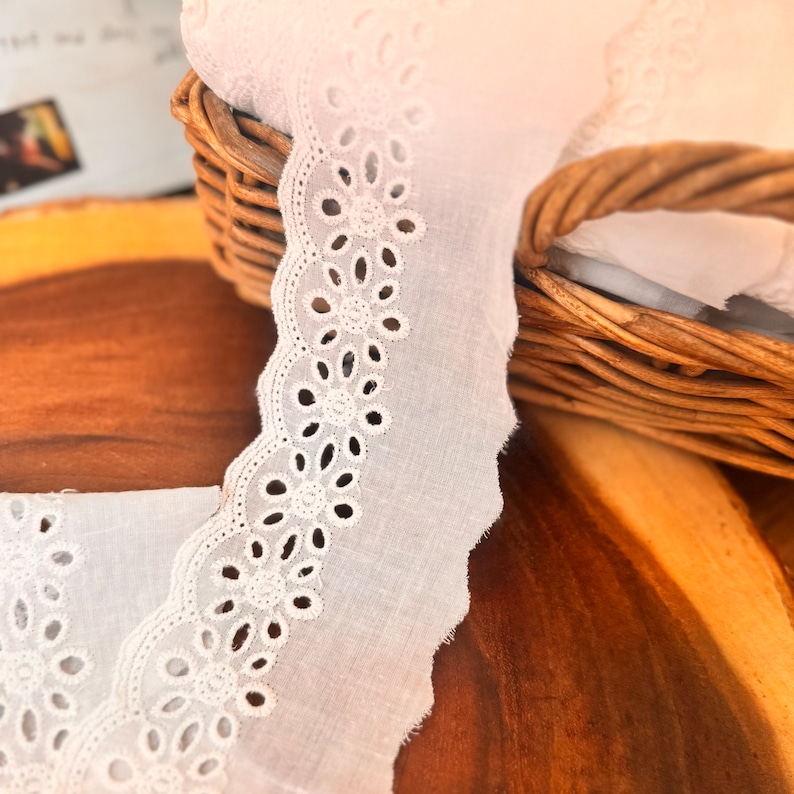 Cotton Eyelet Lace Trim
Embroidered Lace
Hollowed-out Floral
Vintage Lace
Scalloped Ribbon
Crochet Trim
Wedding Dress Lace
Off White Lace
