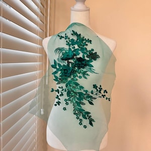 Green Lace Applique: Embroidered 3D Flowers with Sequins (17" x 10")