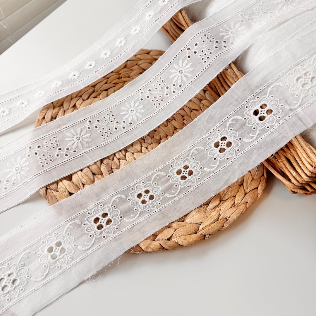 Embroidered Entredeux Cotton Eyelet Lace Trim: 1,5-inch Wide Off-white ...
