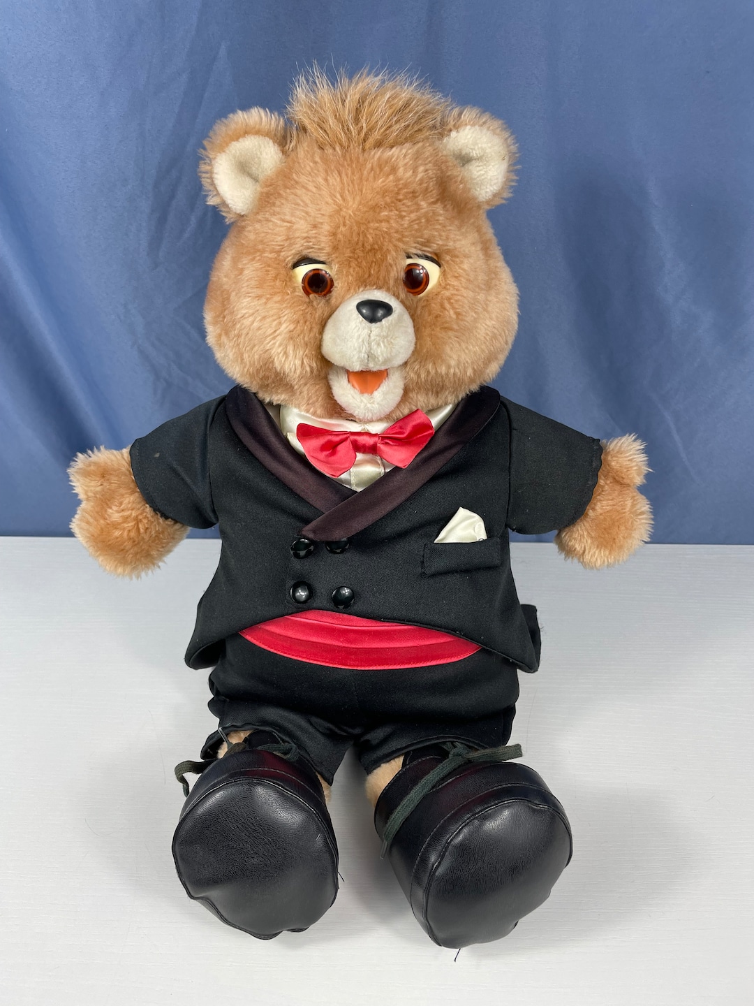 Original Teddy Ruxpin Year ORIGINAL 1985 TEDDY RUXPIN DOLL/BEAR