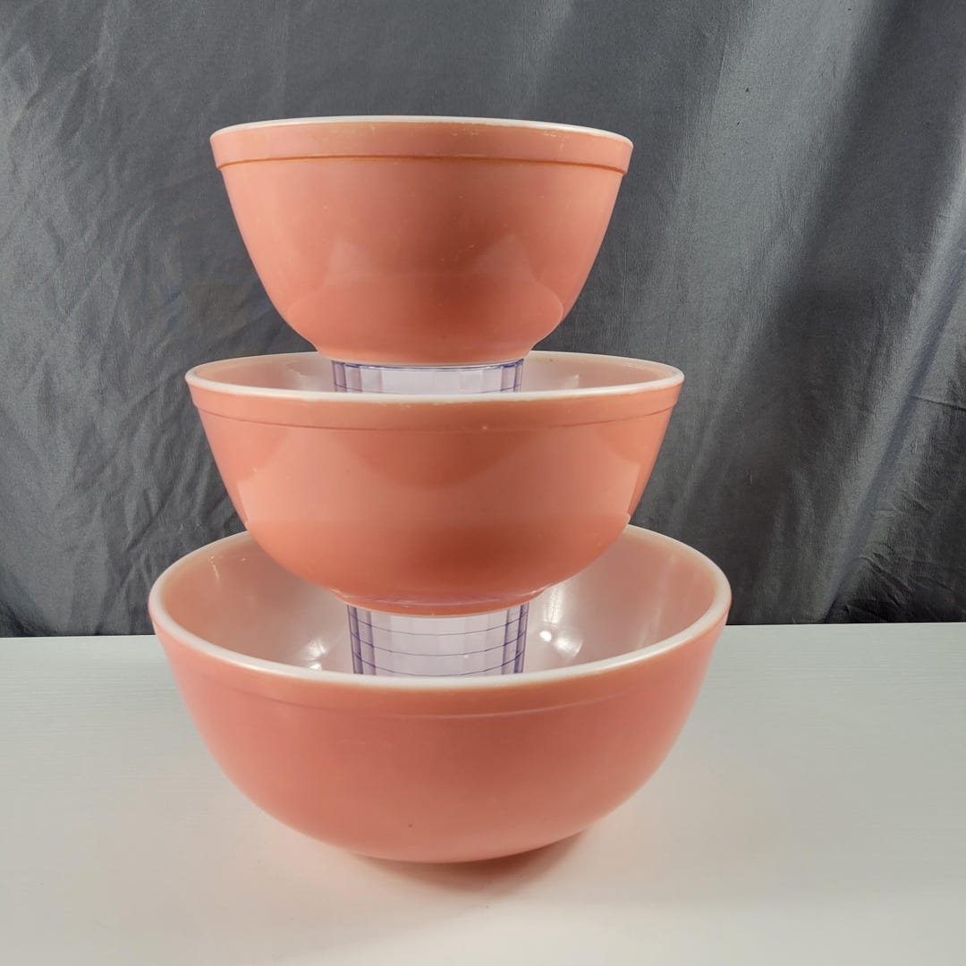 Vintage Pyrex Set of 3 Pink Flamingo Nesting Mixing Bowls 404. 402, 403 ...