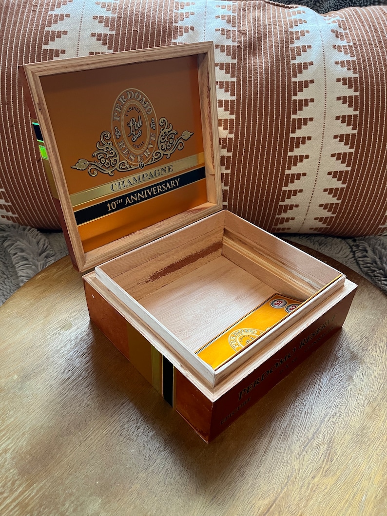 Empty Cigar Box 8x7x3.5 Etsy