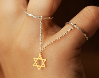 Dainty Diamond-Cut Stacking Rings With Chain and Star of David Charm