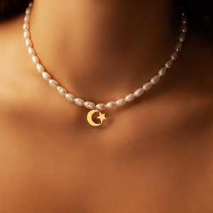 Freshwater Pearl Choker: 18K Gold Crescent Star, Sterling Silver Chain