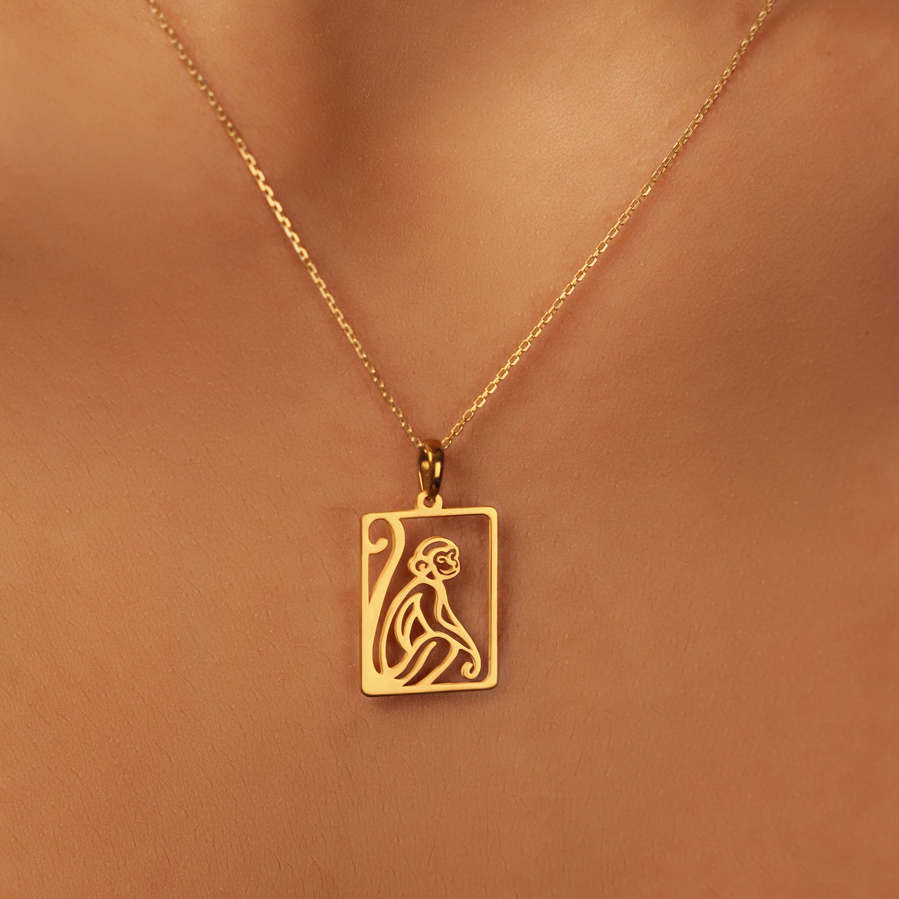 Entrega En 24 Horas] Collar De Los Hombres De Moda Colgante De Cadena Cubana Gengar Estilo De Dibujos Animados Oro Y Plata De Metal I.441014611