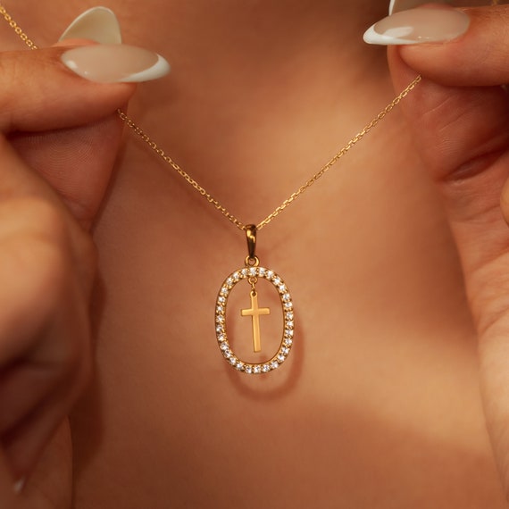 金メッキ 十字架ネックレス ストーン付き