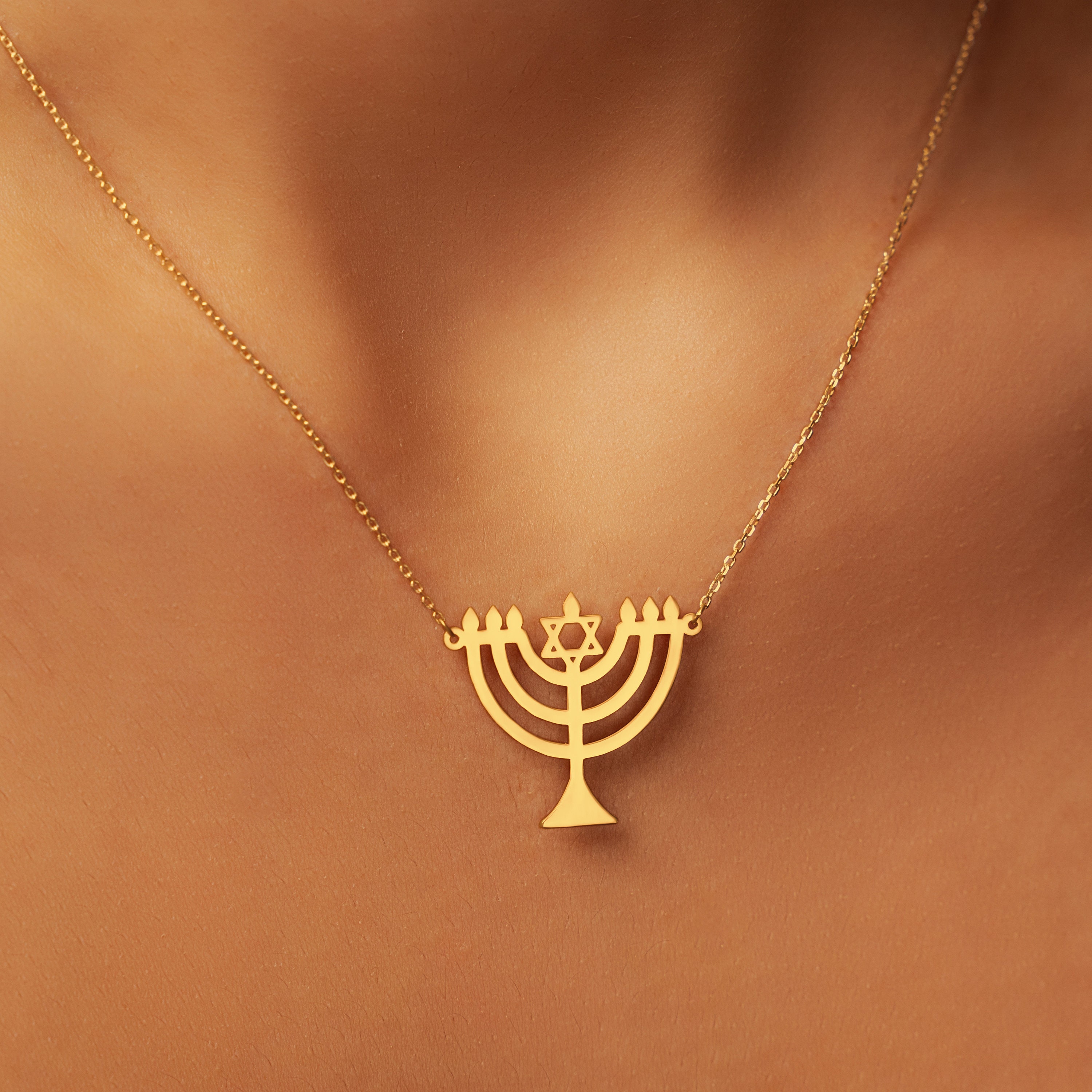 ORANGE Collier avec pendentif MENORAH Bijoux Judaïque de Kabbale