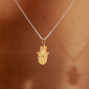 Mini Hamsa Pendant Necklace 18k Gold Filled Charm Hand of God Jewelry Evil Eye Necklace Gift for Her zdjęcie 5