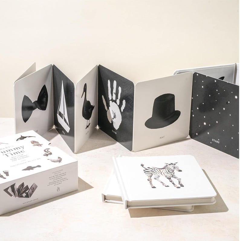 Tummy Time Box Set: A 3-Book Box Set of High-Contrast Art for Visual Stimulation at Tummy Time image 1