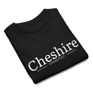 T-shirt classique Cheshire Connecticut unisexe pour jeunes ; Esprit ; T-shirt Quartier, Voisins, Communauté Ville natale