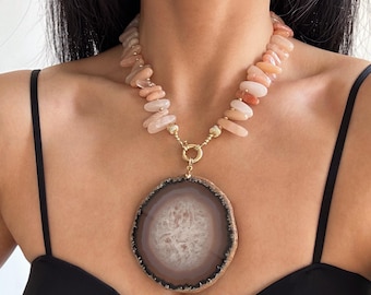 Pink Gemstone Bar Bib Necklace with Large Agate Pendant, Bold Fan Shape Necklace, Multi Way Pink Aventurine Necklace, Perfect Gift for Women