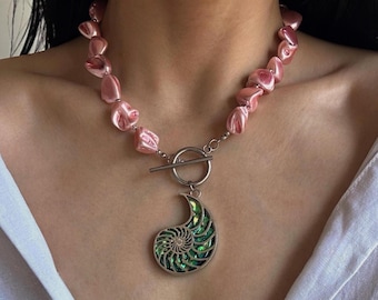 Bohemian Snail Shell Necklace, Mermaid Core Abalone Necklace, Pink Shell Beaded Necklace, Summer Beachy Necklace, Seashell Jewelry