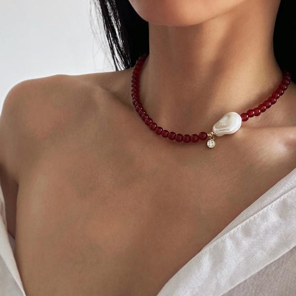 Dainty Red Carnelian Necklace with Large Baroque Pearl Charm, Ruby Red Gem Beaded Necklace, Red Stone Choker Necklace, Anniversary Gifts