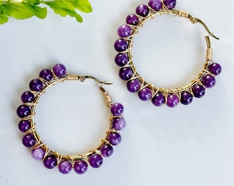 Aros de amatista, piedra de nacimiento de febrero, pendientes de cristal, pendientes de piedras preciosas, pendientes bohemios, pendientes hechos a mano, joyería de cristal