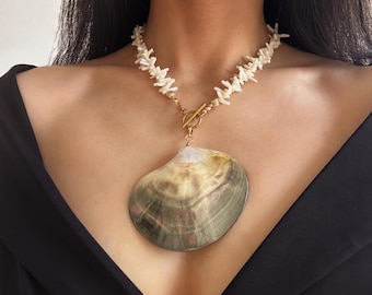 Black Mother of Pearl Shell Necklace, Vintage Chic Seashell Beaded Necklace, White Coral Choker Necklace, Summer Beach Wedding Jewelry