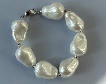 Simple Baroque Pearl Bracelet, High Luster Extra Large Pearls, Elegant Bracelet, Chunky Bracelet, Minimalist Bracelet, Vintage Style