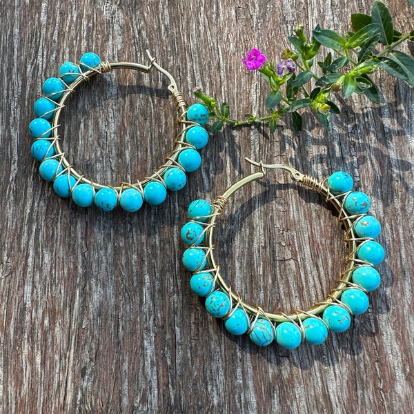 Boucles d'oreilles créoles turquoise, créoles turquoise de 5 cm, créoles bohèmes faites main, pierre turquoise synthétique, poids léger