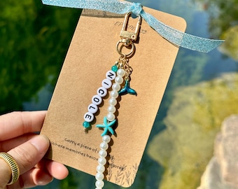 Ocean Keychain with Starfish and Mermaid Tail, Pearl Key Chain, Initial Key Ring, Name Keychain Beaded, Beach Bag Charms, Y2K Keychain Charm
