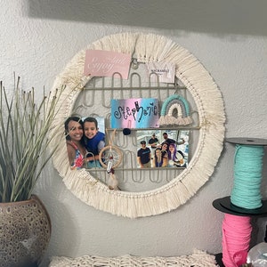 Round Macrame Picture Display and Organizer