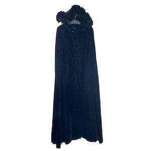 Vintage Floor Length Velvet Cloak Opera Cloak Goth
