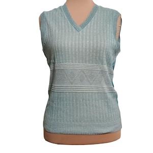 Diane Young Sportswear L Knit Vest Vintage Sleeveless Pullover Preppy 1970s 70s
