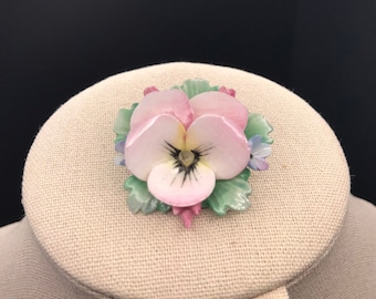 Ceramic flower brooch by Scruples