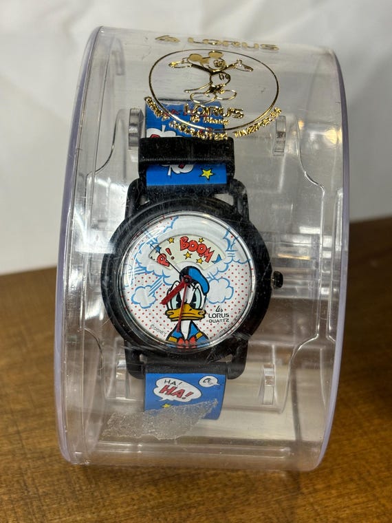 Lorus Angry Donald Duck Disney Watch - Etsy display picture 1