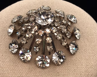 Retro Rhinestone Brooch